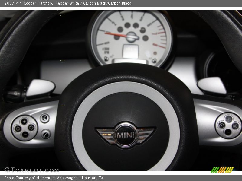 Pepper White / Carbon Black/Carbon Black 2007 Mini Cooper Hardtop