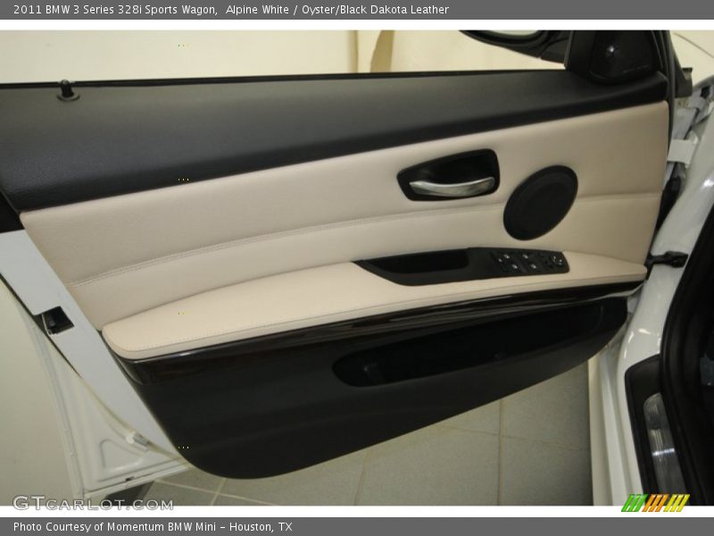Alpine White / Oyster/Black Dakota Leather 2011 BMW 3 Series 328i Sports Wagon