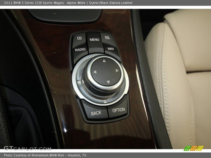 Alpine White / Oyster/Black Dakota Leather 2011 BMW 3 Series 328i Sports Wagon