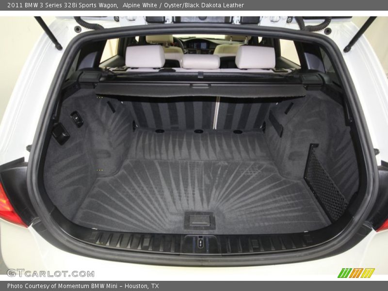  2011 3 Series 328i Sports Wagon Trunk