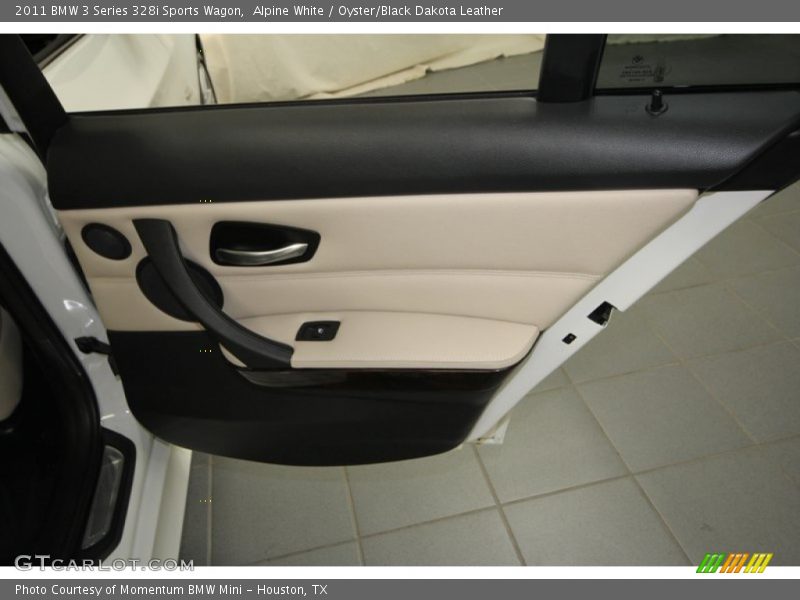 Alpine White / Oyster/Black Dakota Leather 2011 BMW 3 Series 328i Sports Wagon