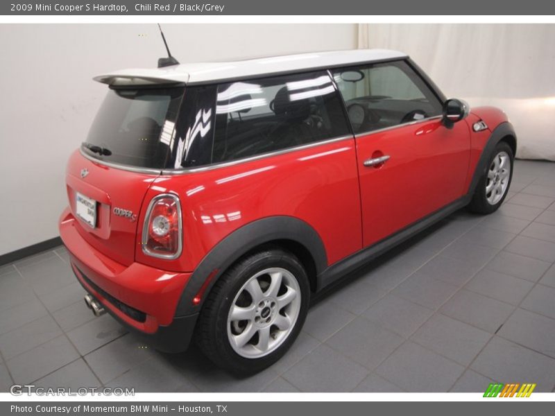 Chili Red / Black/Grey 2009 Mini Cooper S Hardtop
