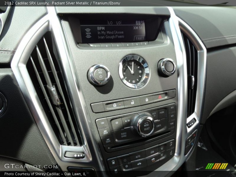 Radiant Silver Metallic / Titanium/Ebony 2012 Cadillac SRX Luxury