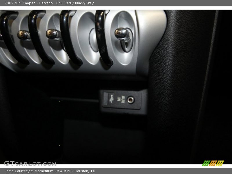 Chili Red / Black/Grey 2009 Mini Cooper S Hardtop