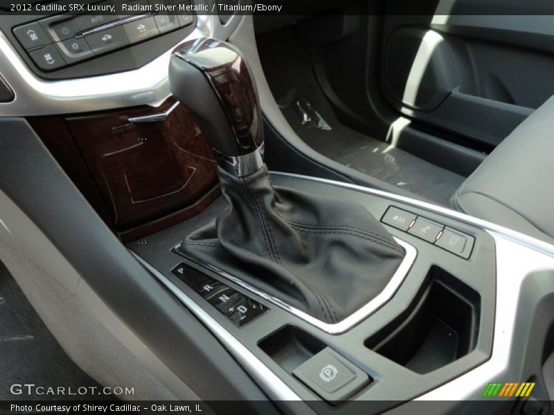 Radiant Silver Metallic / Titanium/Ebony 2012 Cadillac SRX Luxury