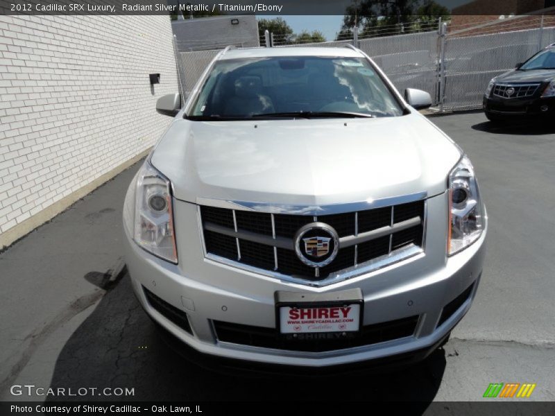 Radiant Silver Metallic / Titanium/Ebony 2012 Cadillac SRX Luxury