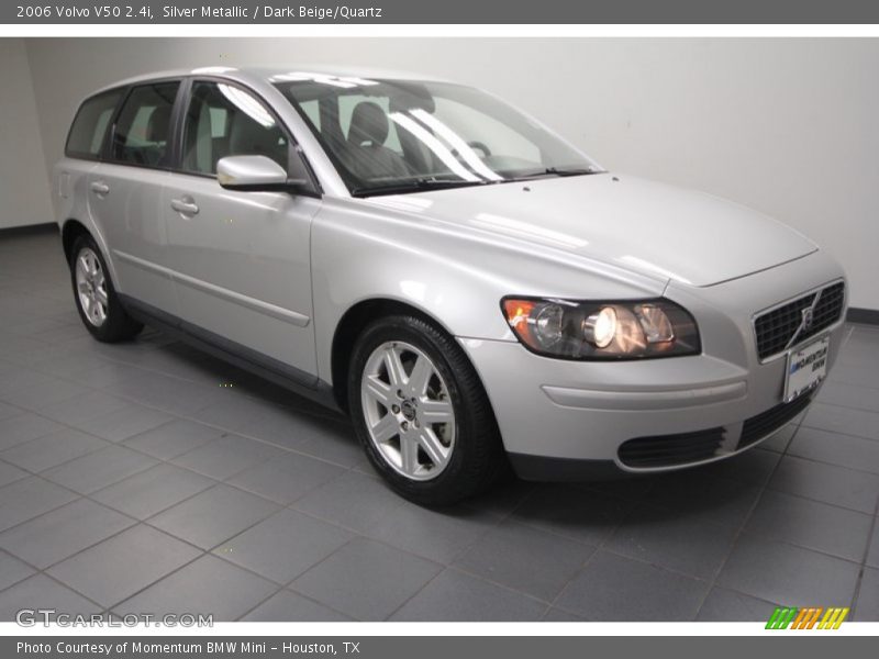 Silver Metallic / Dark Beige/Quartz 2006 Volvo V50 2.4i