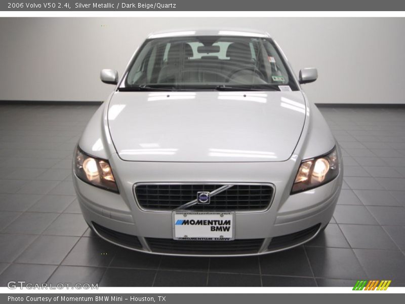 Silver Metallic / Dark Beige/Quartz 2006 Volvo V50 2.4i