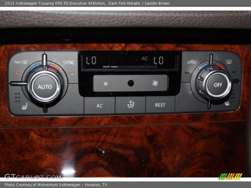 Dark Flint Metallic / Saddle Brown 2013 Volkswagen Touareg VR6 FSI Executive 4XMotion