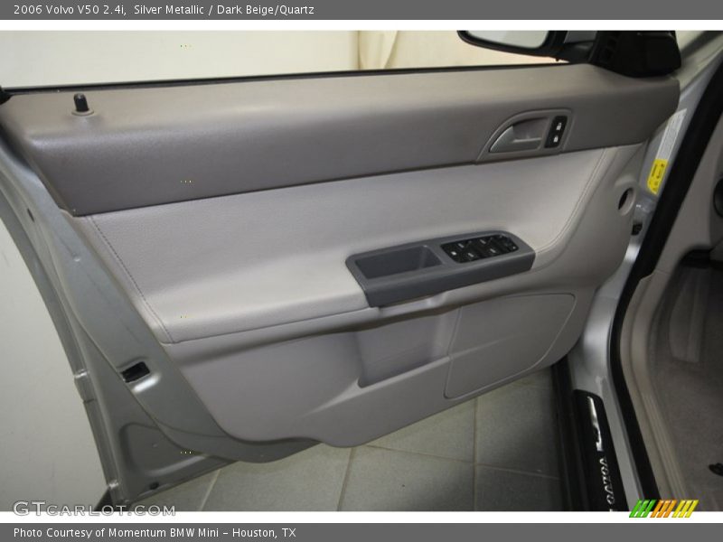 Silver Metallic / Dark Beige/Quartz 2006 Volvo V50 2.4i
