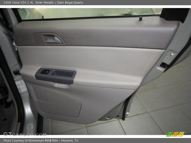 Silver Metallic / Dark Beige/Quartz 2006 Volvo V50 2.4i