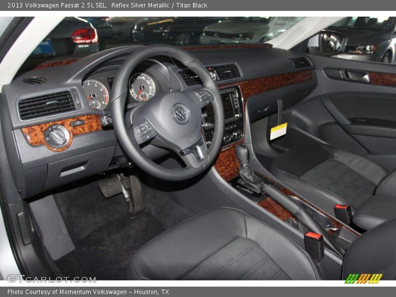 Reflex Silver Metallic / Titan Black 2013 Volkswagen Passat 2.5L SEL