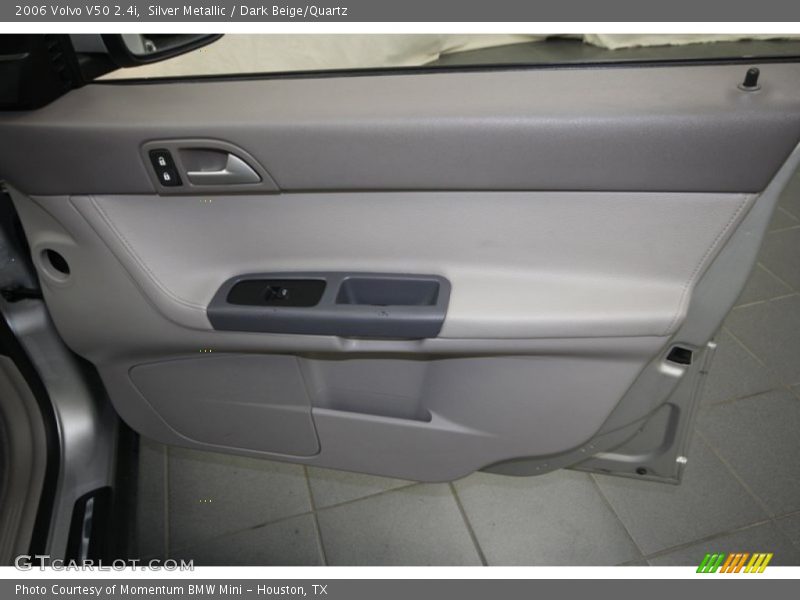 Silver Metallic / Dark Beige/Quartz 2006 Volvo V50 2.4i