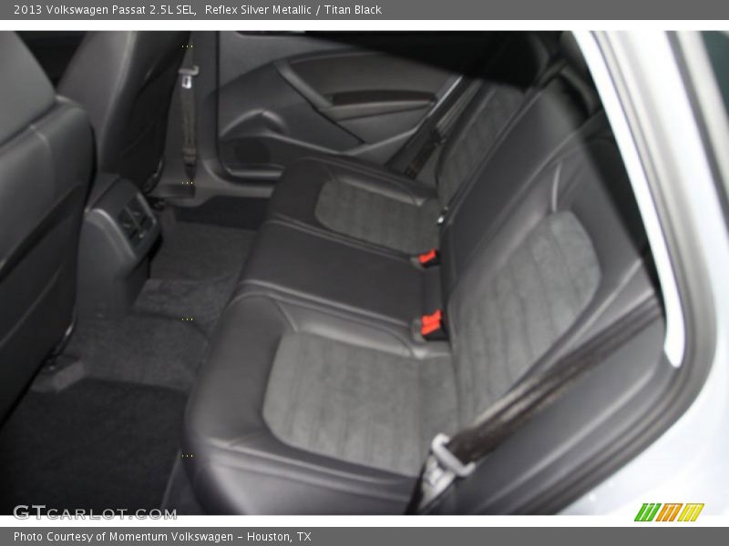 Reflex Silver Metallic / Titan Black 2013 Volkswagen Passat 2.5L SEL