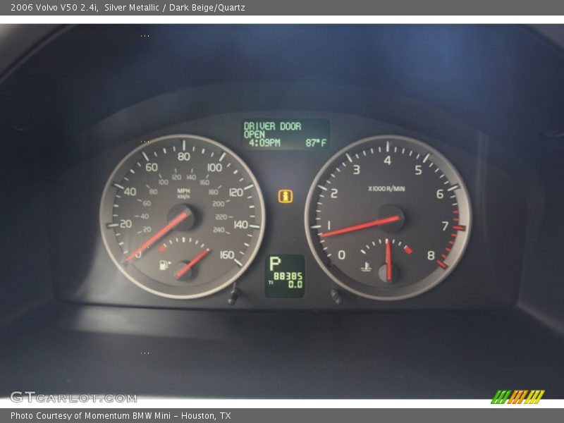 Silver Metallic / Dark Beige/Quartz 2006 Volvo V50 2.4i