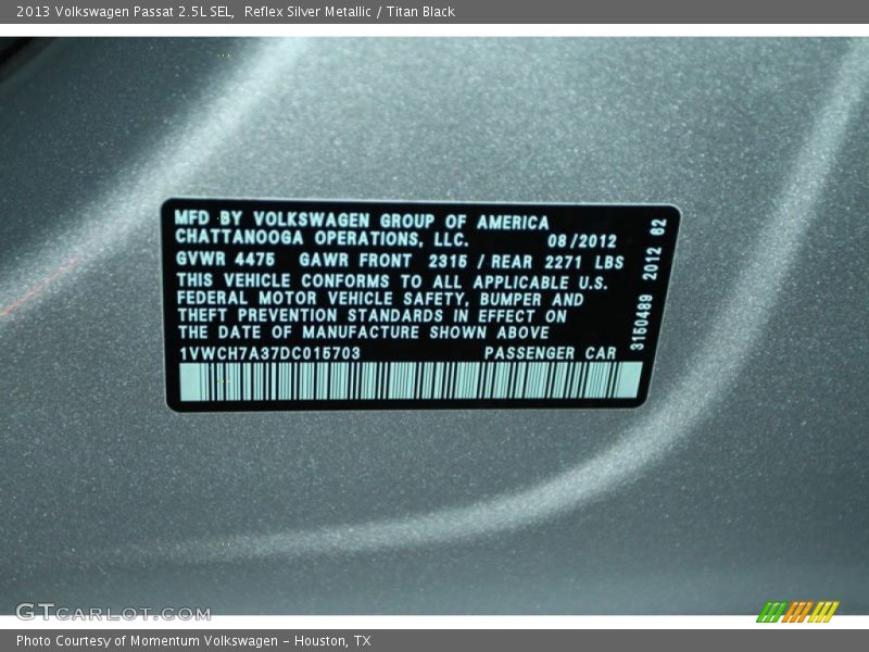 Reflex Silver Metallic / Titan Black 2013 Volkswagen Passat 2.5L SEL