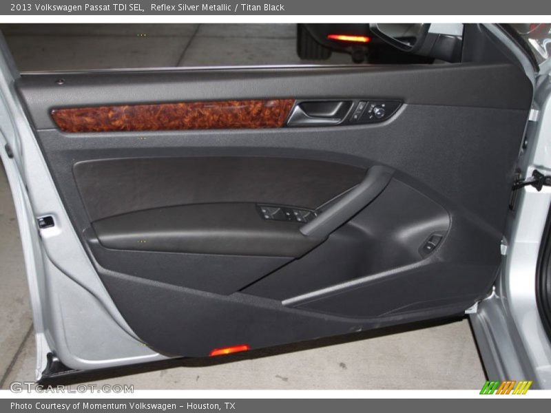Reflex Silver Metallic / Titan Black 2013 Volkswagen Passat TDI SEL