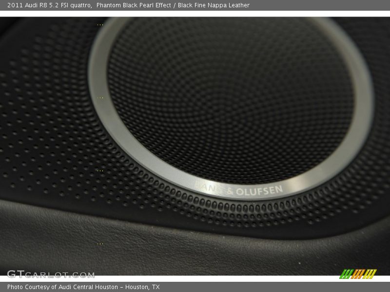 Audio System of 2011 R8 5.2 FSI quattro