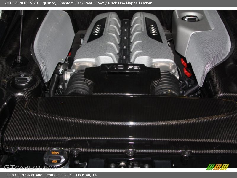  2011 R8 5.2 FSI quattro Engine - 5.2 Liter FSI DOHC 40-Valve VVT V10