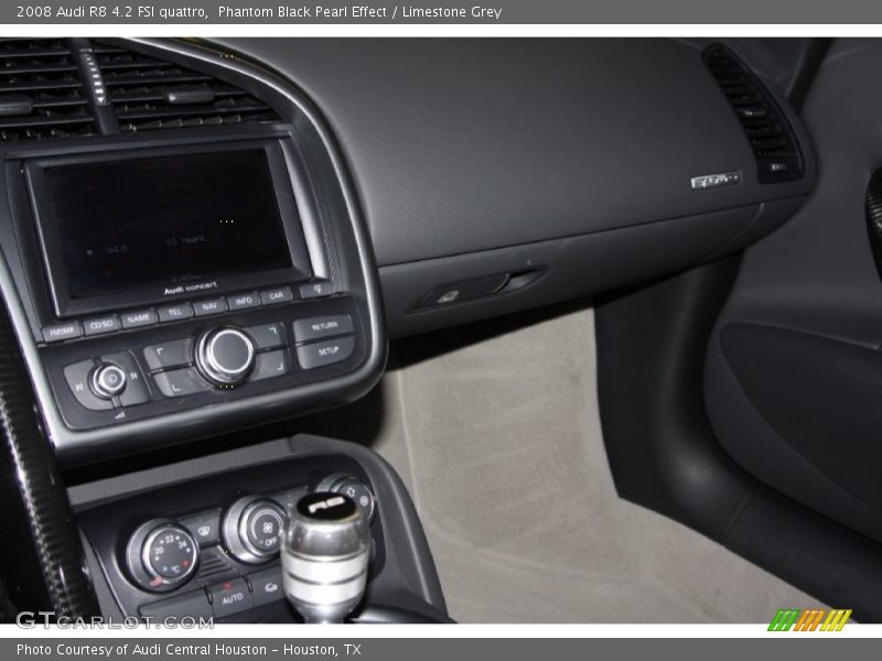 Phantom Black Pearl Effect / Limestone Grey 2008 Audi R8 4.2 FSI quattro