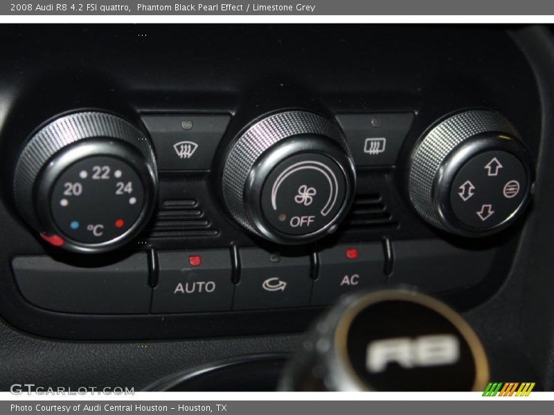 Controls of 2008 R8 4.2 FSI quattro