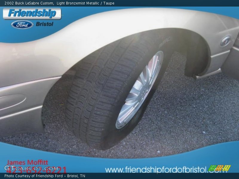 Light Bronzemist Metallic / Taupe 2002 Buick LeSabre Custom