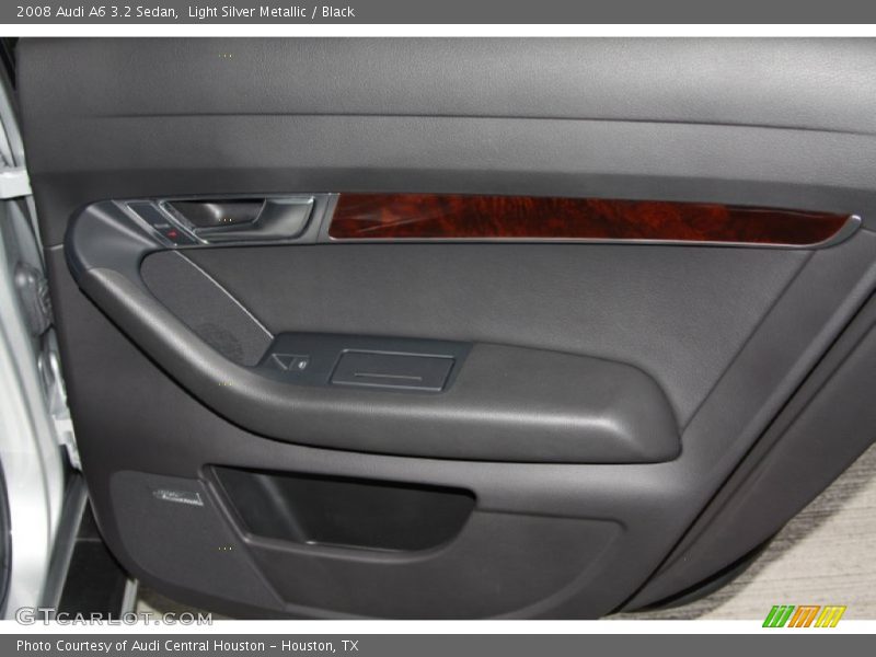 Light Silver Metallic / Black 2008 Audi A6 3.2 Sedan