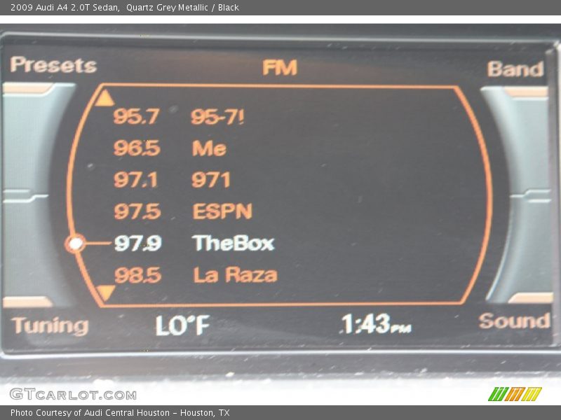Quartz Grey Metallic / Black 2009 Audi A4 2.0T Sedan