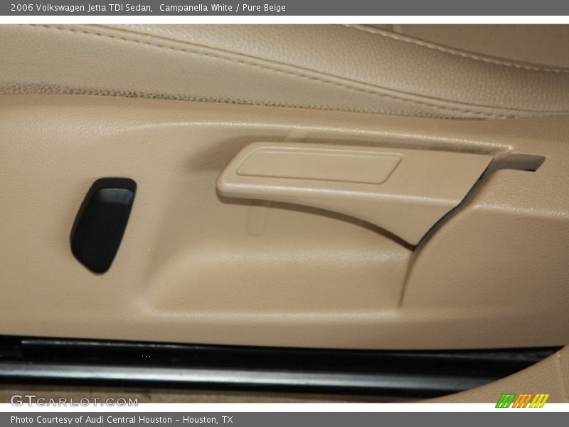 Campanella White / Pure Beige 2006 Volkswagen Jetta TDI Sedan