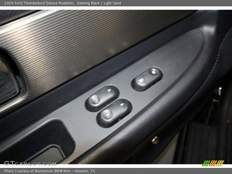 Evening Black / Light Sand 2004 Ford Thunderbird Deluxe Roadster