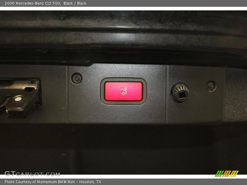 Black / Black 2006 Mercedes-Benz CLS 500
