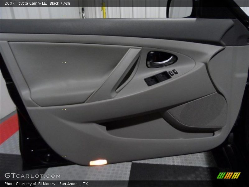 Black / Ash 2007 Toyota Camry LE