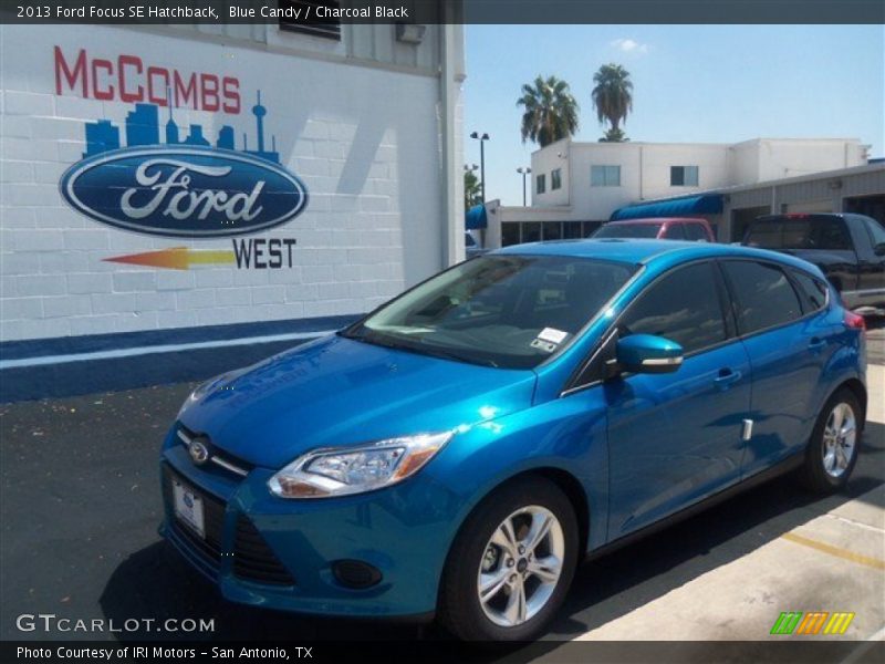 Blue Candy / Charcoal Black 2013 Ford Focus SE Hatchback