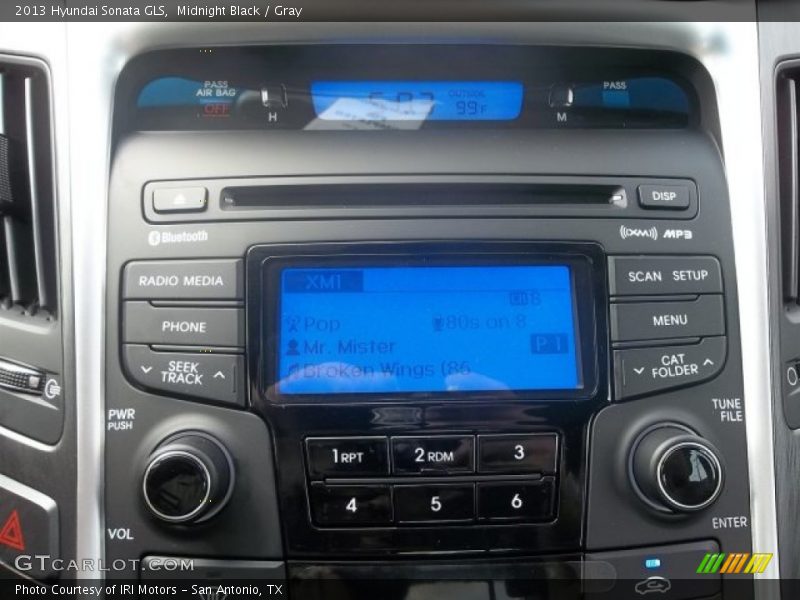 Midnight Black / Gray 2013 Hyundai Sonata GLS
