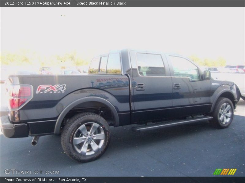 Tuxedo Black Metallic / Black 2012 Ford F150 FX4 SuperCrew 4x4