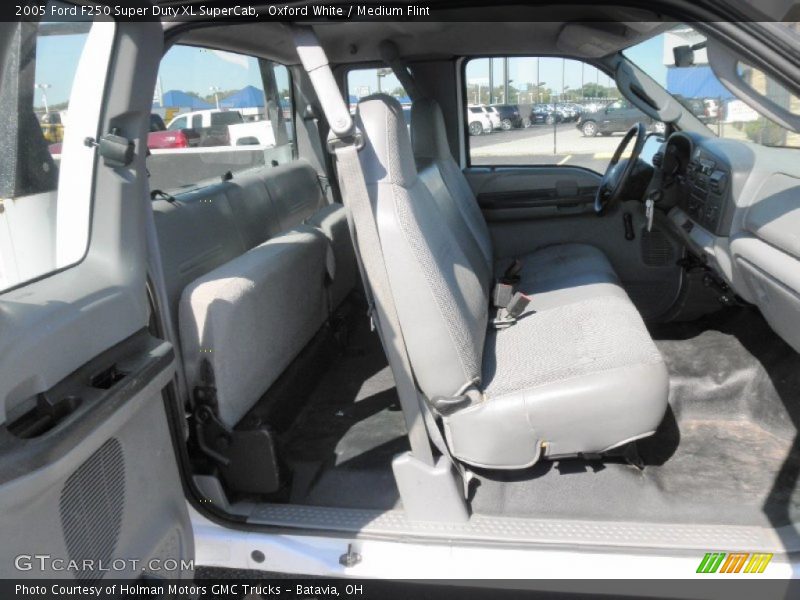 Oxford White / Medium Flint 2005 Ford F250 Super Duty XL SuperCab