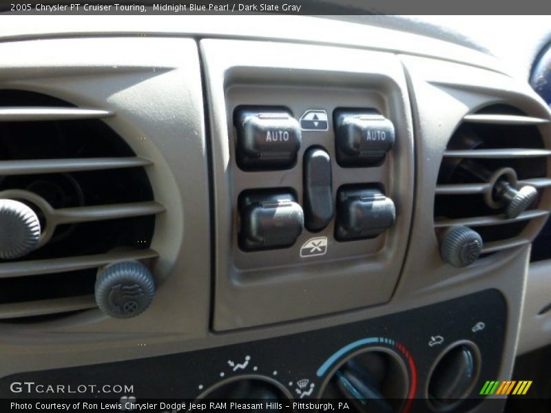 Midnight Blue Pearl / Dark Slate Gray 2005 Chrysler PT Cruiser Touring