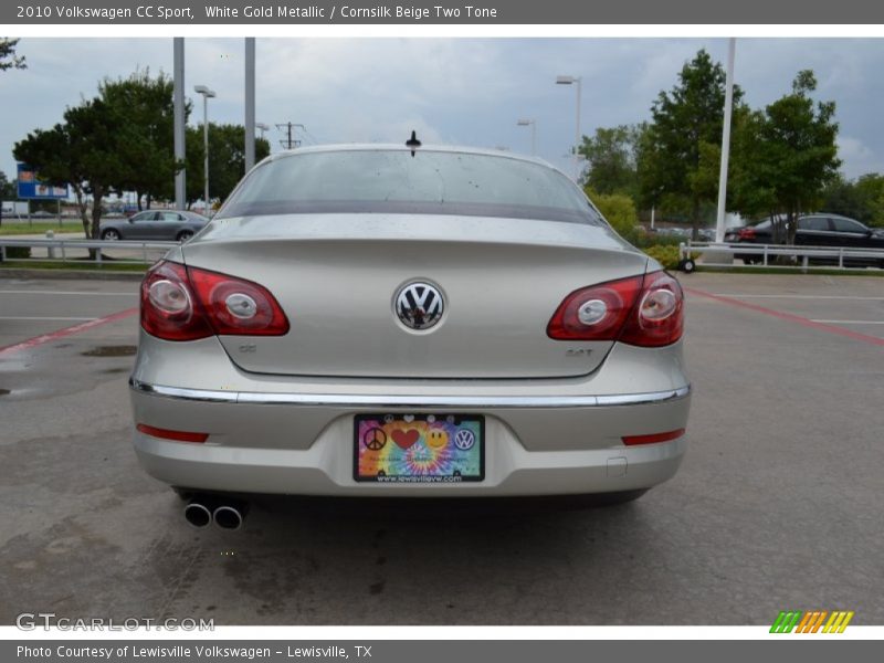 White Gold Metallic / Cornsilk Beige Two Tone 2010 Volkswagen CC Sport