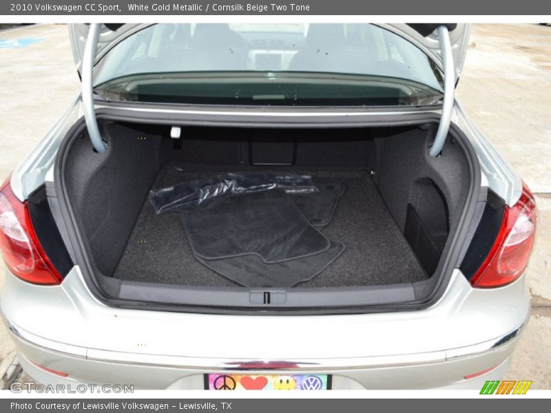 White Gold Metallic / Cornsilk Beige Two Tone 2010 Volkswagen CC Sport