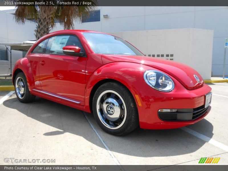 Tornado Red / Beige 2013 Volkswagen Beetle 2.5L