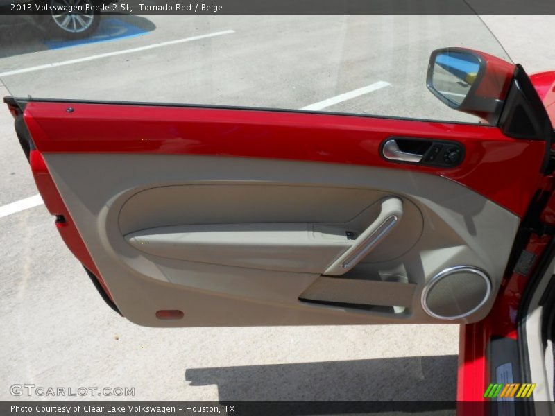 Tornado Red / Beige 2013 Volkswagen Beetle 2.5L