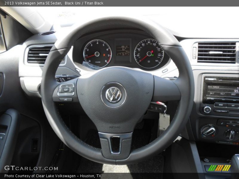 Black Uni / Titan Black 2013 Volkswagen Jetta SE Sedan
