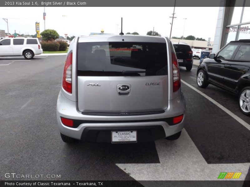Bright Silver / Black Cloth 2013 Kia Soul 1.6