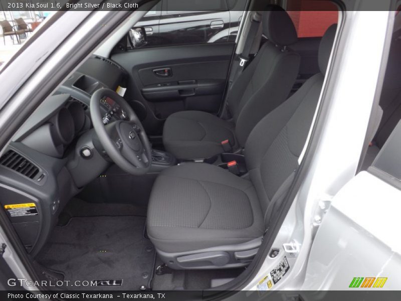 Bright Silver / Black Cloth 2013 Kia Soul 1.6