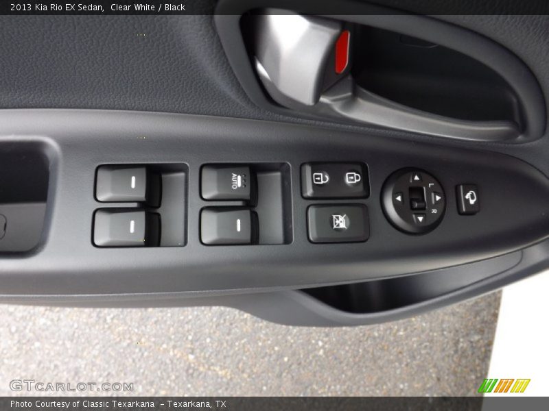 Controls of 2013 Rio EX Sedan