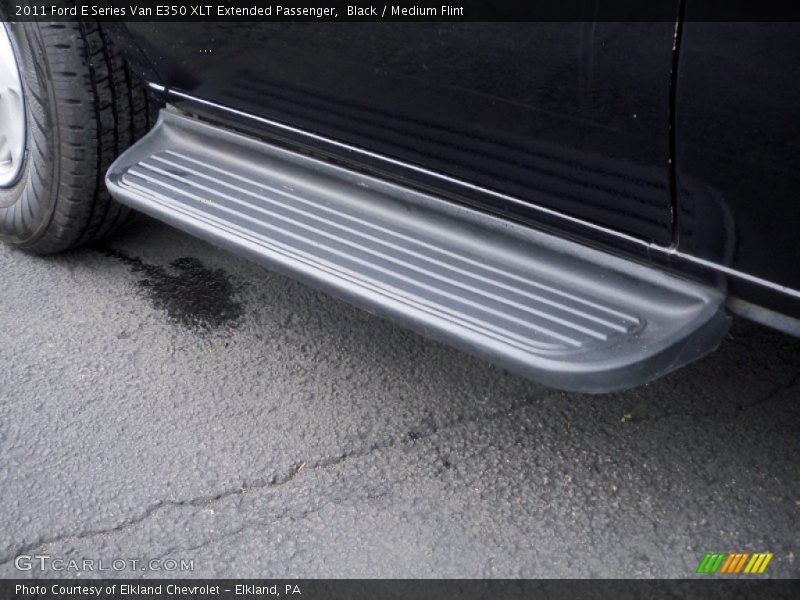 Black / Medium Flint 2011 Ford E Series Van E350 XLT Extended Passenger