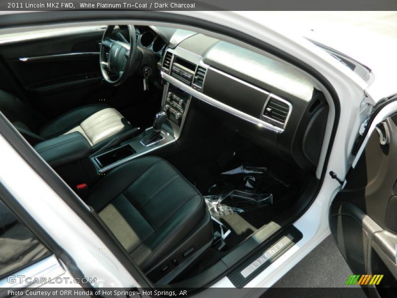 White Platinum Tri-Coat / Dark Charcoal 2011 Lincoln MKZ FWD
