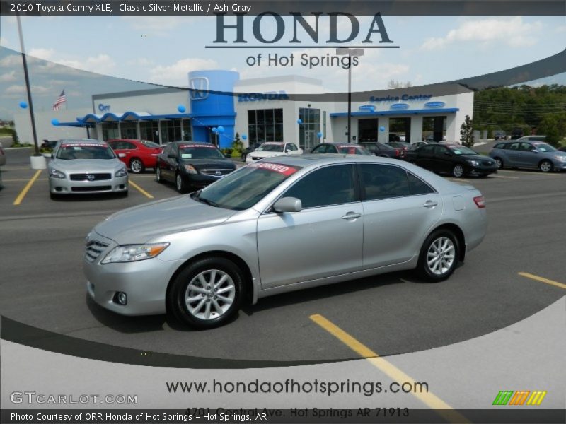 Classic Silver Metallic / Ash Gray 2010 Toyota Camry XLE