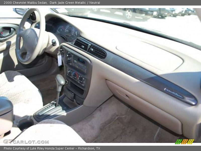 Dark Jade Green Metallic / Neutral 2000 Chevrolet Malibu Sedan