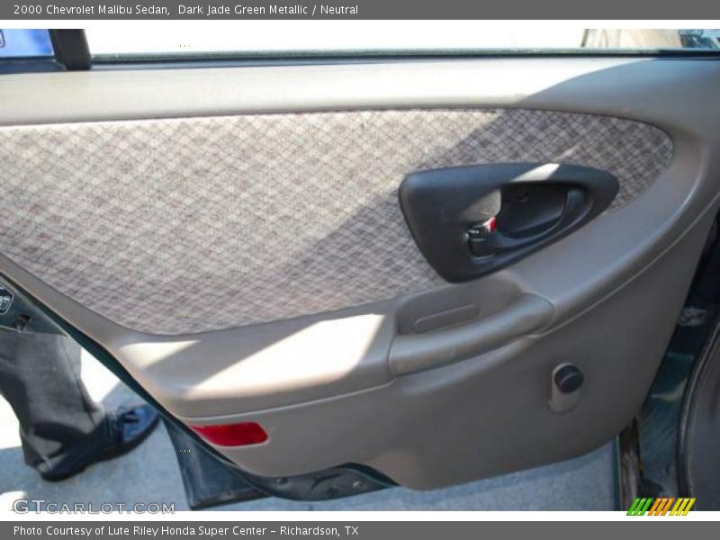 Dark Jade Green Metallic / Neutral 2000 Chevrolet Malibu Sedan